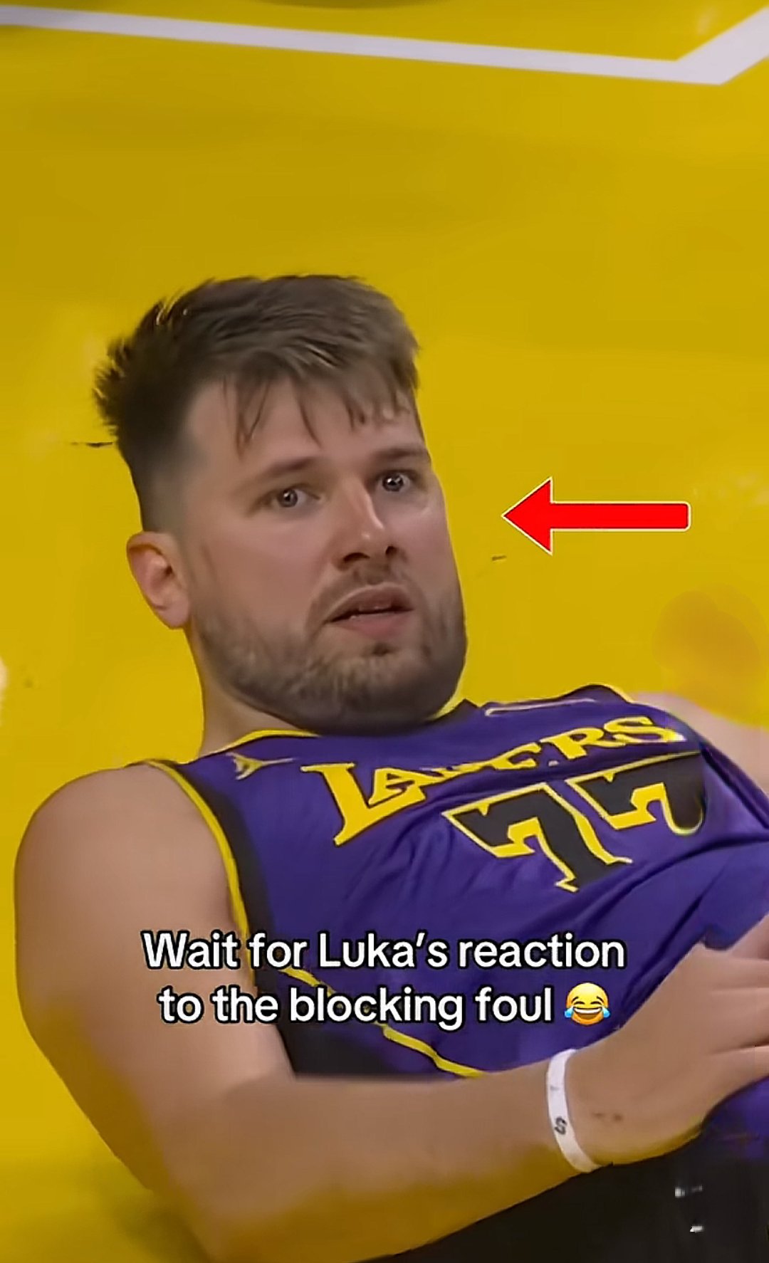 Kaiyun- 东契奇意外战胜TL，领先优势明显引爆全场！赢得满堂喝彩