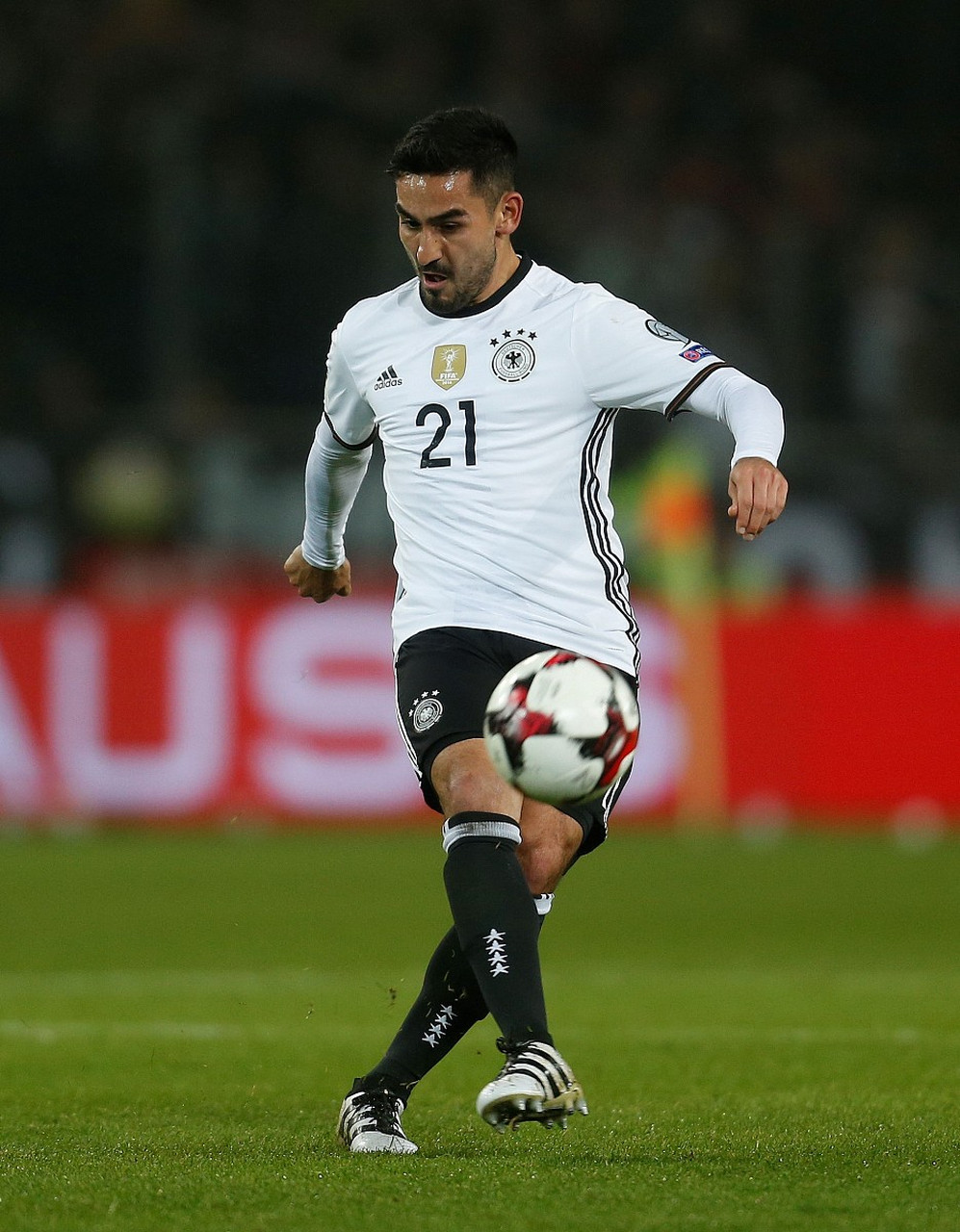 Kaiyun-穆古鲁扎爆冷击败德国队,高光表现引爆全场!的简单介绍